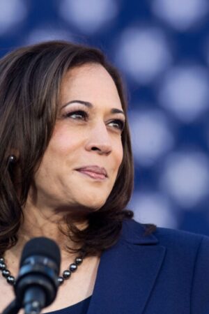 Ứng Viên Tổng Thống Kamala Harris